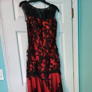 Red and Black Lace Trumpet Dress